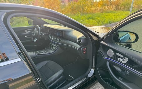 Mercedes-Benz E-Класс, 2021 год, 4 200 000 рублей, 10 фотография