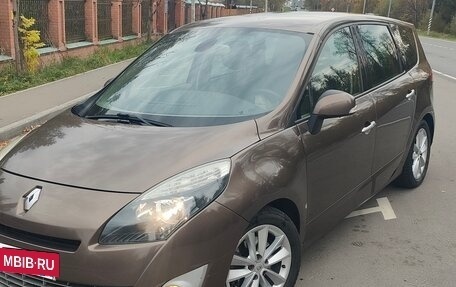 Renault Scenic III рестайлинг, 2009 год, 1 100 000 рублей, 2 фотография