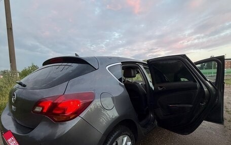 Opel Astra J, 2012 год, 740 000 рублей, 5 фотография