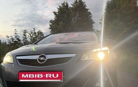Opel Astra J, 2012 год, 740 000 рублей, 2 фотография