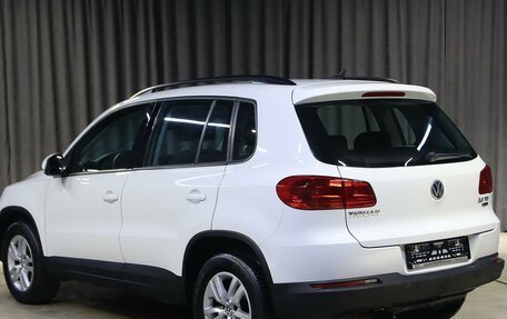 Volkswagen Tiguan I, 2015 год, 1 399 000 рублей, 4 фотография