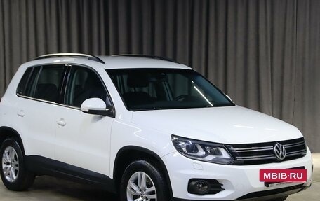 Volkswagen Tiguan I, 2015 год, 1 399 000 рублей, 3 фотография