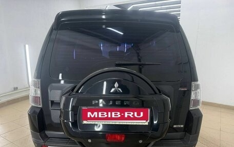 Mitsubishi Pajero IV рестайлинг 2, 2008 год, 1 777 000 рублей, 6 фотография