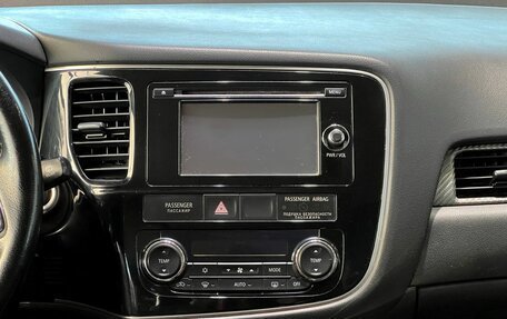 Mitsubishi Outlander III рестайлинг 3, 2013 год, 1 350 000 рублей, 12 фотография