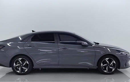 Hyundai Elantra, 2022 год, 1 900 049 рублей, 3 фотография