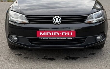 Volkswagen Jetta VII, 2012 год, 1 290 000 рублей, 2 фотография