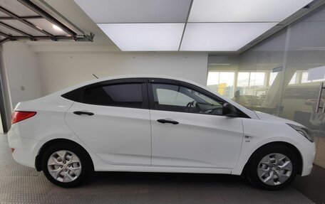 Hyundai Solaris II рестайлинг, 2015 год, 960 000 рублей, 4 фотография