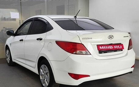 Hyundai Solaris II рестайлинг, 2015 год, 960 000 рублей, 7 фотография