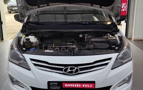 Hyundai Solaris II рестайлинг, 2015 год, 960 000 рублей, 9 фотография