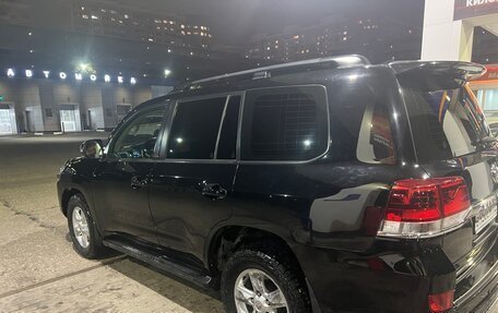 Toyota Land Cruiser 200, 2010 год, 2 700 000 рублей, 6 фотография