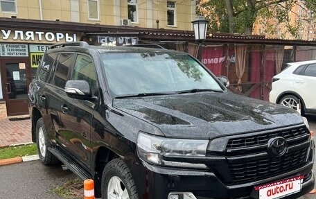 Toyota Land Cruiser 200, 2010 год, 2 700 000 рублей, 9 фотография