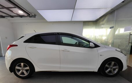 Hyundai i30 II рестайлинг, 2012 год, 825 000 рублей, 4 фотография