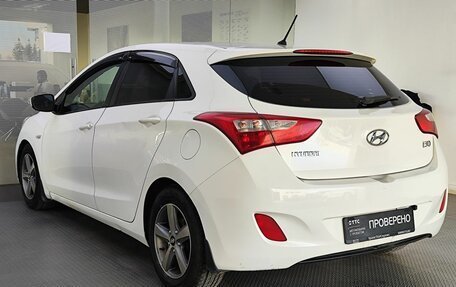 Hyundai i30 II рестайлинг, 2012 год, 825 000 рублей, 7 фотография