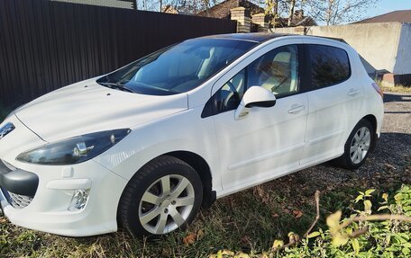 Peugeot 308 II, 2010 год, 495 000 рублей, 2 фотография