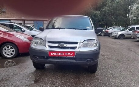 Chevrolet Niva I рестайлинг, 2018 год, 599 000 рублей, 3 фотография