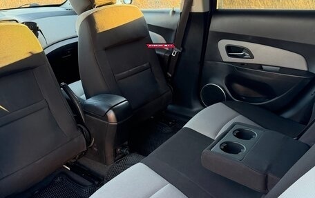 Chevrolet Cruze II, 2011 год, 720 000 рублей, 9 фотография