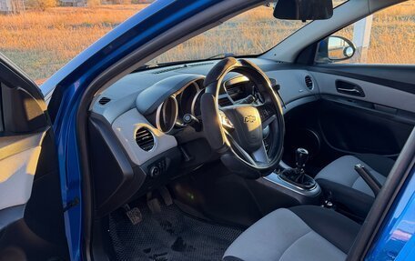 Chevrolet Cruze II, 2011 год, 720 000 рублей, 12 фотография