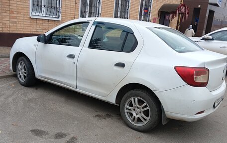Renault Logan II, 2016 год, 650 000 рублей, 2 фотография
