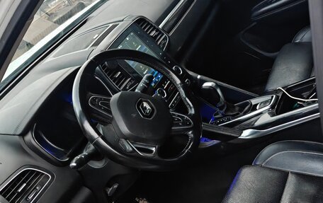 Renault Koleos II, 2018 год, 1 800 000 рублей, 5 фотография