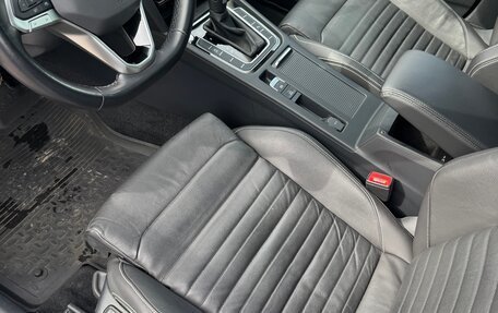 Volkswagen Passat B8 рестайлинг, 2022 год, 2 900 000 рублей, 9 фотография