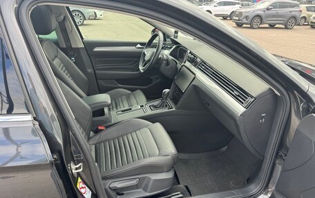 Volkswagen Passat B8 рестайлинг, 2022 год, 2 900 000 рублей, 13 фотография