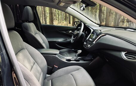 Chevrolet Malibu IX, 2022 год, 1 600 000 рублей, 9 фотография
