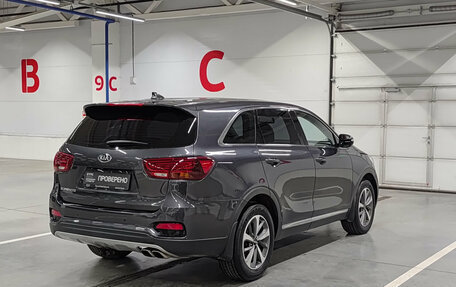 KIA Sorento III Prime рестайлинг, 2018 год, 1 770 000 рублей, 5 фотография