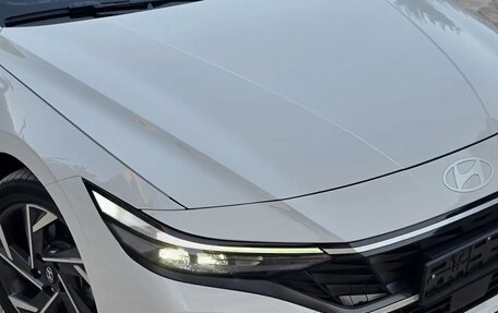 Hyundai Elantra, 2023 год, 1 550 000 рублей, 3 фотография