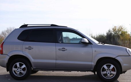Hyundai Tucson III, 2007 год, 700 000 рублей, 4 фотография