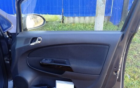 Opel Corsa D рестайлинг _i, 2013 год, 400 000 рублей, 4 фотография