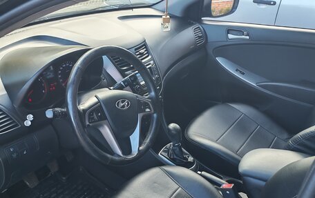 Hyundai Solaris II рестайлинг, 2014 год, 215 000 рублей, 4 фотография