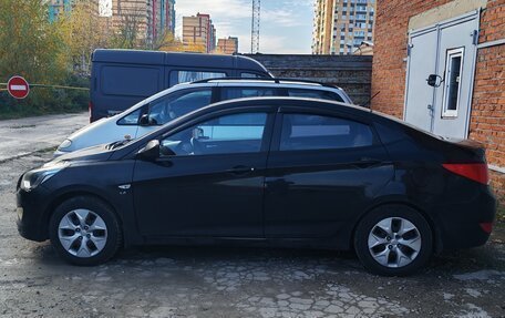 Hyundai Solaris II рестайлинг, 2014 год, 215 000 рублей, 3 фотография