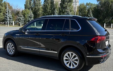 Volkswagen Tiguan II, 2021 год, 3 100 000 рублей, 3 фотография