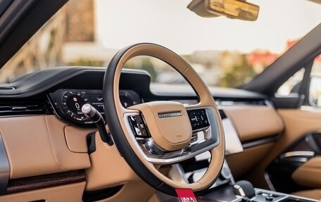 Land Rover Range Rover IV рестайлинг, 2022 год, 17 500 000 рублей, 12 фотография