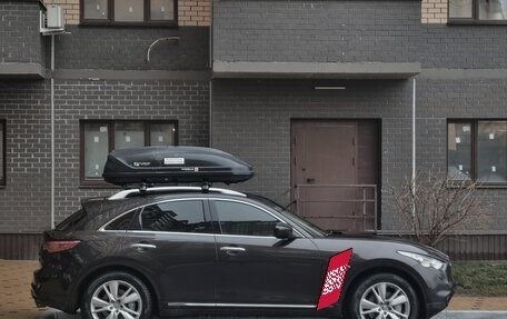 Infiniti QX70, 2016 год, 2 490 000 рублей, 8 фотография