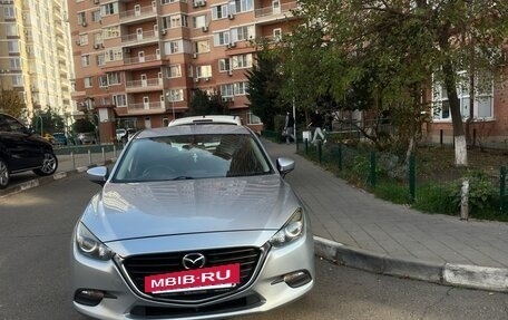 Mazda Axela, 2017 год, 1 280 000 рублей, 2 фотография