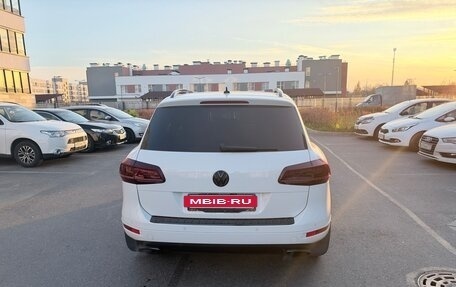 Volkswagen Touareg III, 2013 год, 2 200 000 рублей, 3 фотография