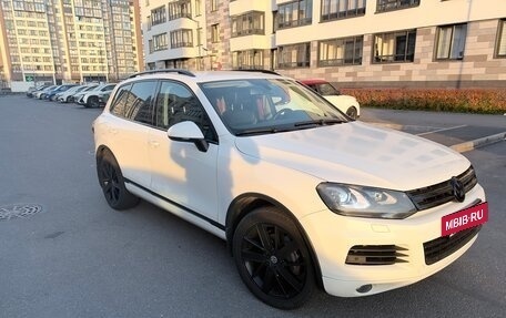 Volkswagen Touareg III, 2013 год, 2 200 000 рублей, 2 фотография