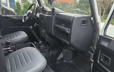 Land Rover Defender I, 2007 год, 2 950 000 рублей, 8 фотография