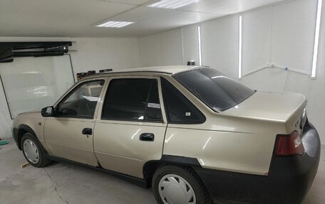 Daewoo Nexia I рестайлинг, 2012 год, 100 000 рублей, 3 фотография