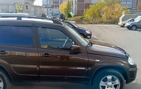 Chevrolet Niva I рестайлинг, 2012 год, 450 000 рублей, 3 фотография