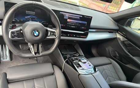 BMW 5 серия, 2024 год, 6 600 000 рублей, 7 фотография