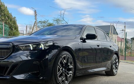 BMW 5 серия, 2024 год, 6 600 000 рублей, 6 фотография