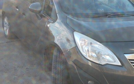 Opel Meriva, 2011 год, 585 000 рублей, 3 фотография