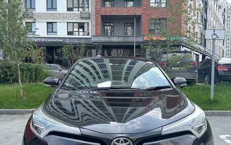 Toyota C-HR I рестайлинг, 2018 год, 1 640 000 рублей, 2 фотография