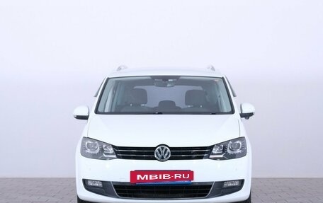 Volkswagen Sharan II, 2018 год, 1 569 000 рублей, 2 фотография