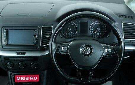 Volkswagen Sharan II, 2018 год, 1 569 000 рублей, 11 фотография