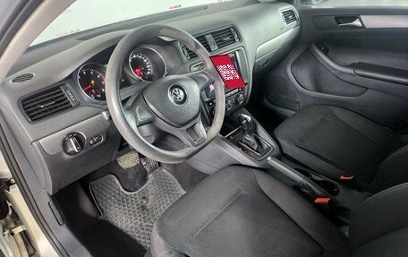 Volkswagen Jetta VII, 2015 год, 949 000 рублей, 10 фотография