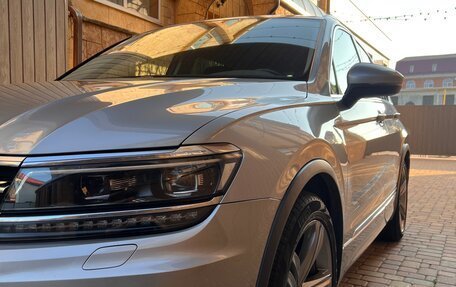 Volkswagen Tiguan II, 2019 год, 3 100 000 рублей, 6 фотография