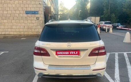Mercedes-Benz M-Класс, 2013 год, 2 290 000 рублей, 3 фотография